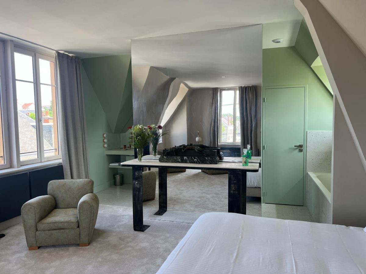 Logis Hotel La Maison A Pan De Bois Vierzon Esterno foto
