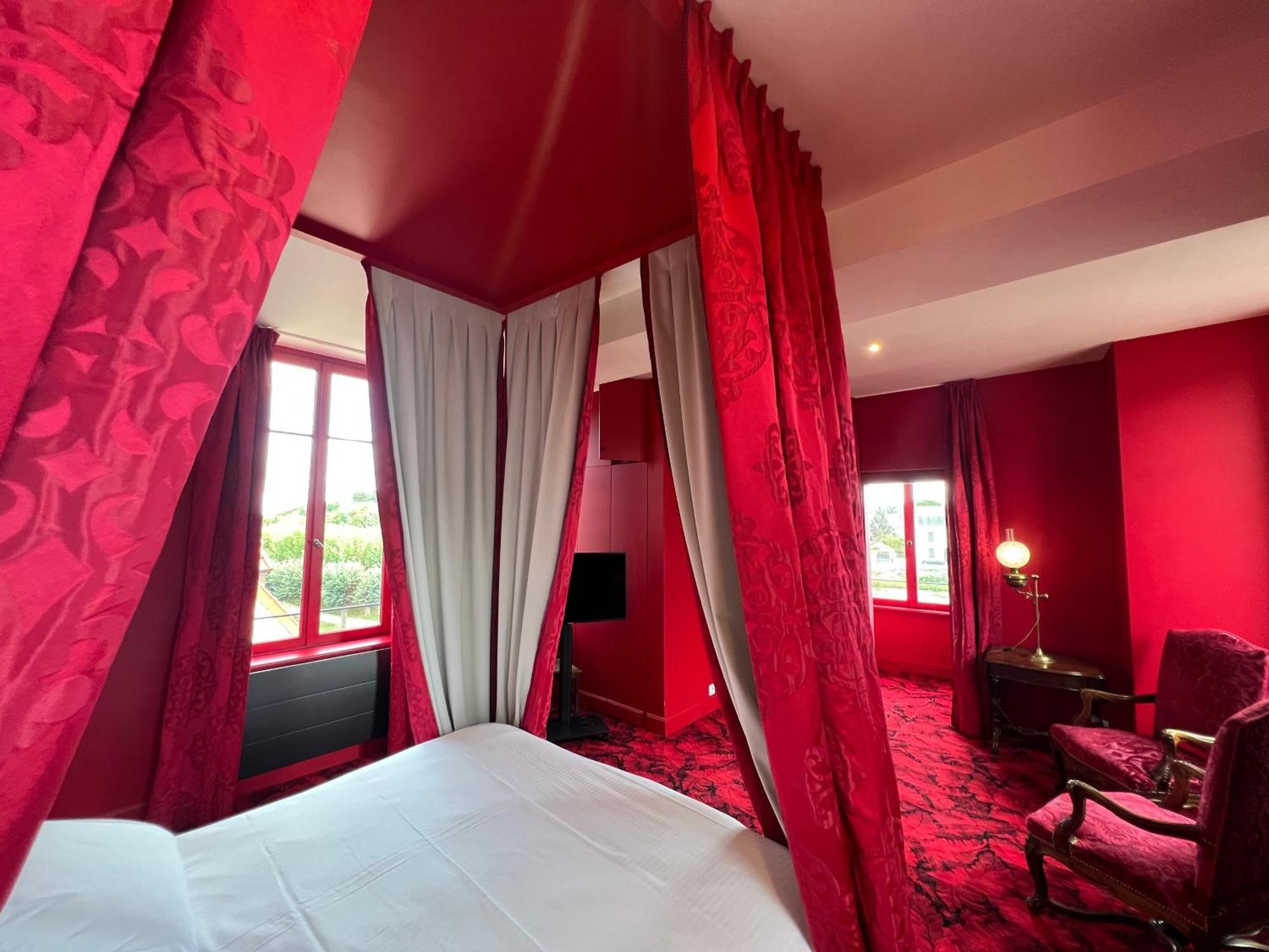 Logis Hotel La Maison A Pan De Bois Vierzon Esterno foto