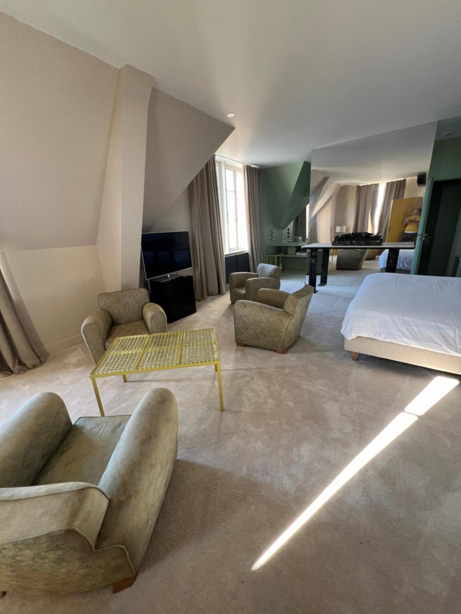 Logis Hotel La Maison A Pan De Bois Vierzon Esterno foto