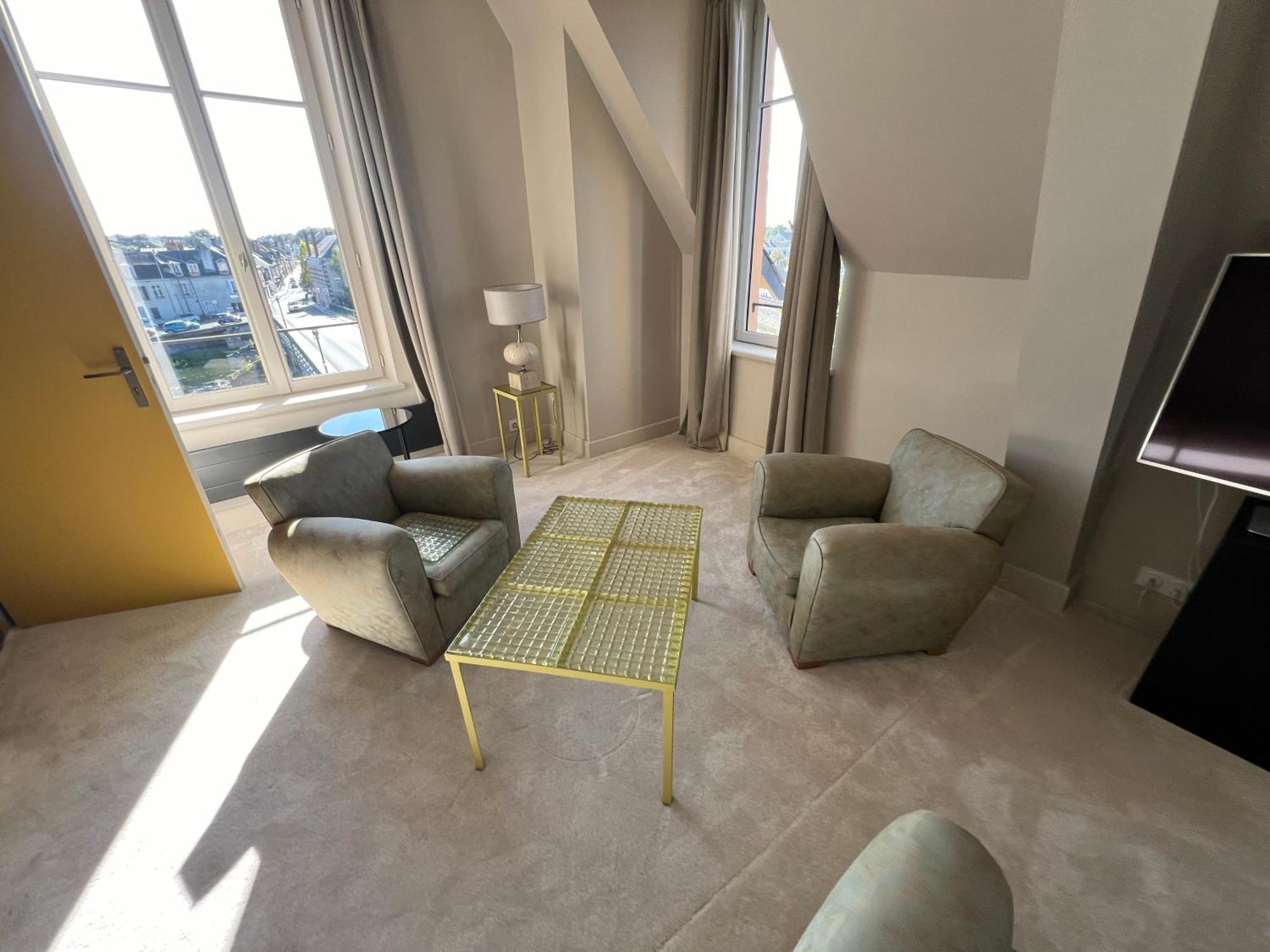 Logis Hotel La Maison A Pan De Bois Vierzon Esterno foto